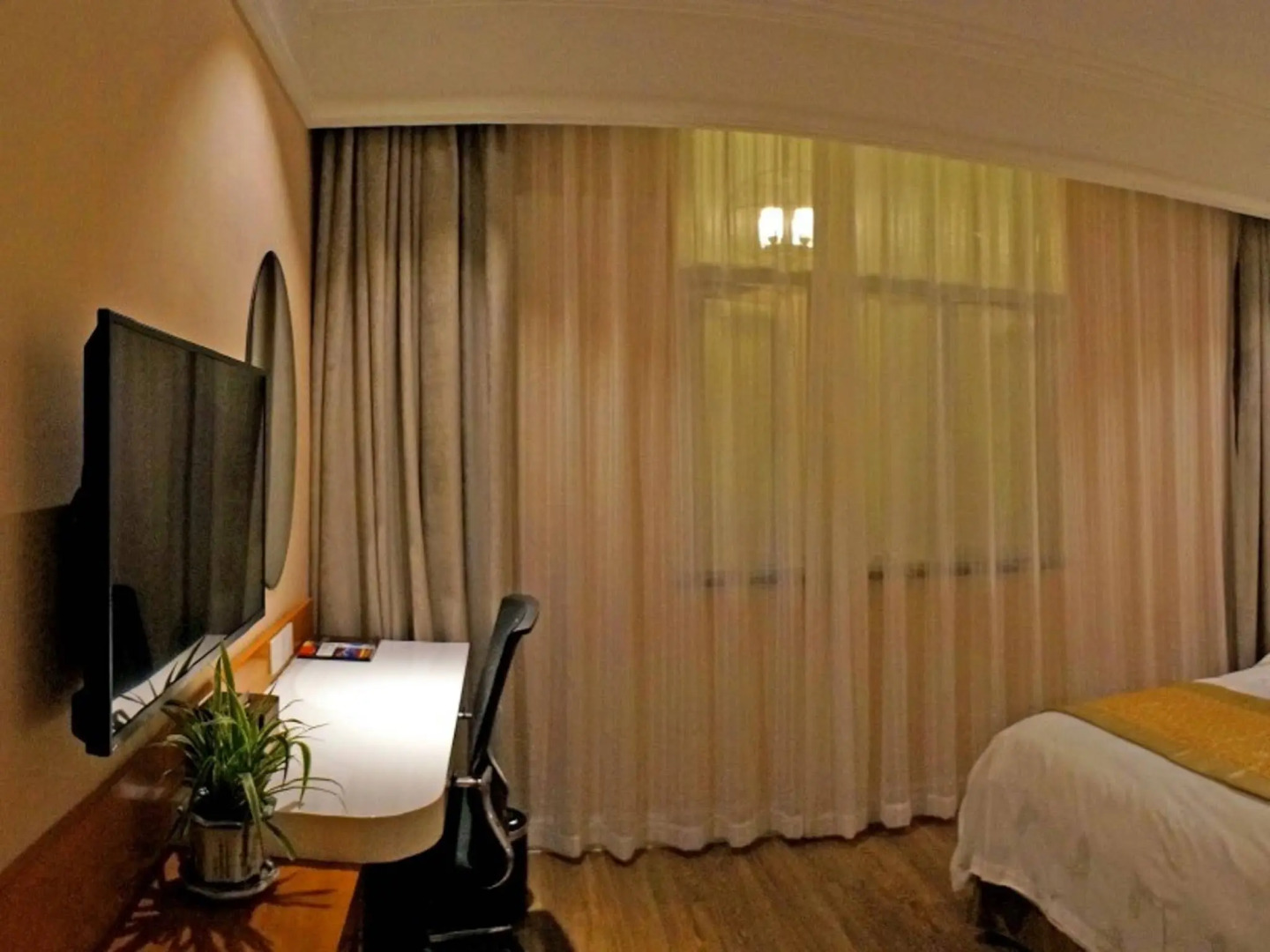 GreenTree Inn YanCheng BinHai OuBaoLiYa City Square Hotle