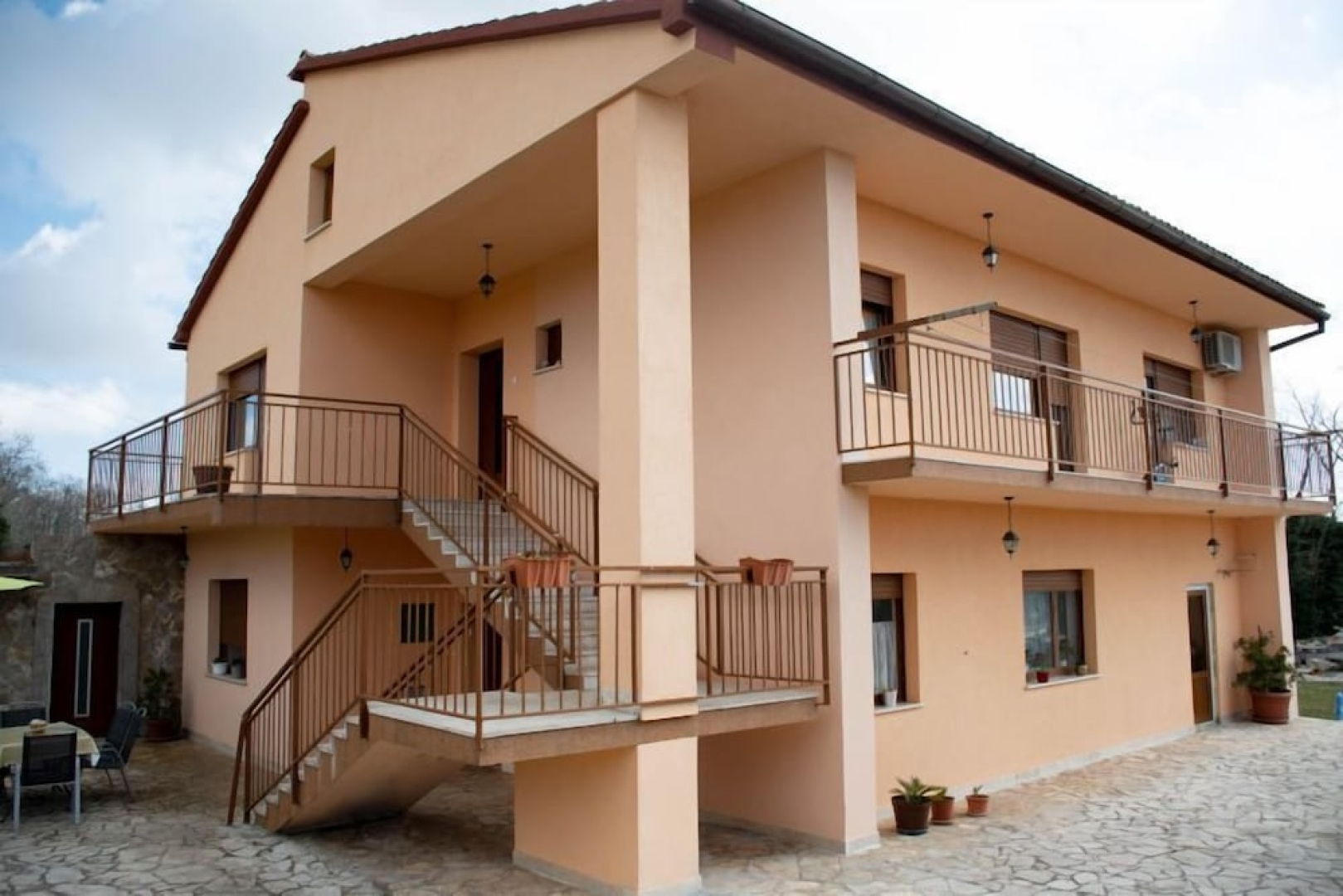 Three-bedroom Family apartment
