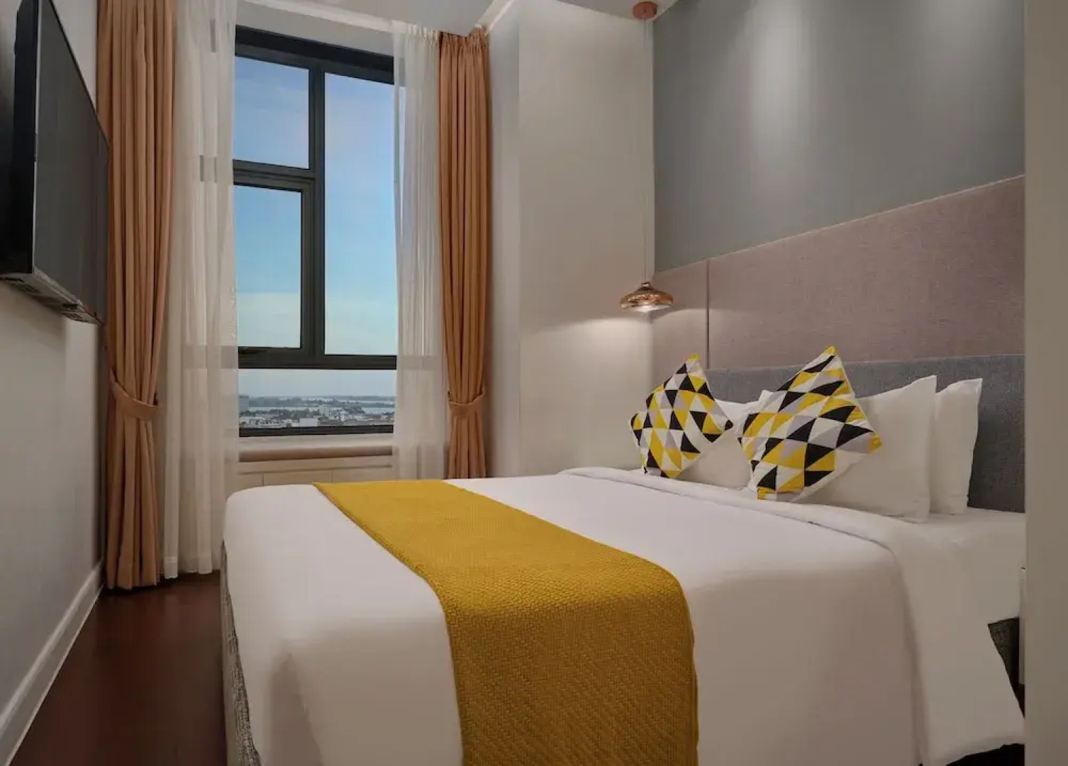 The Peninsula Phnom Penh