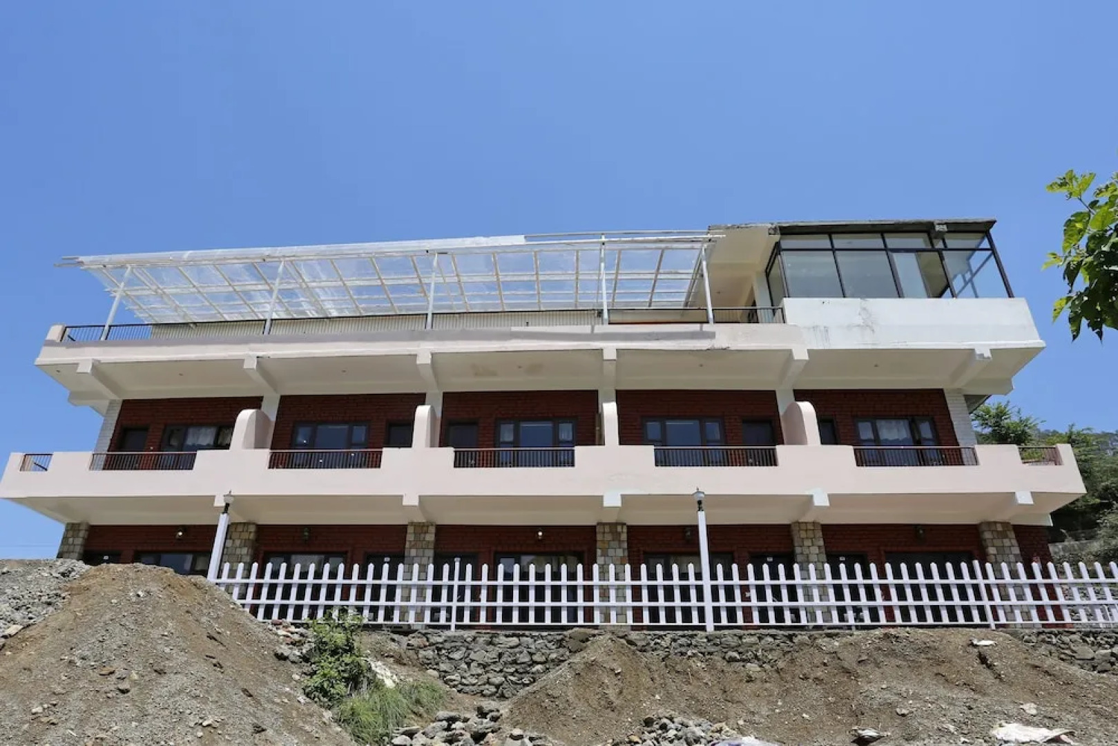 OYO Rooms Kempty Falls Mussoorie