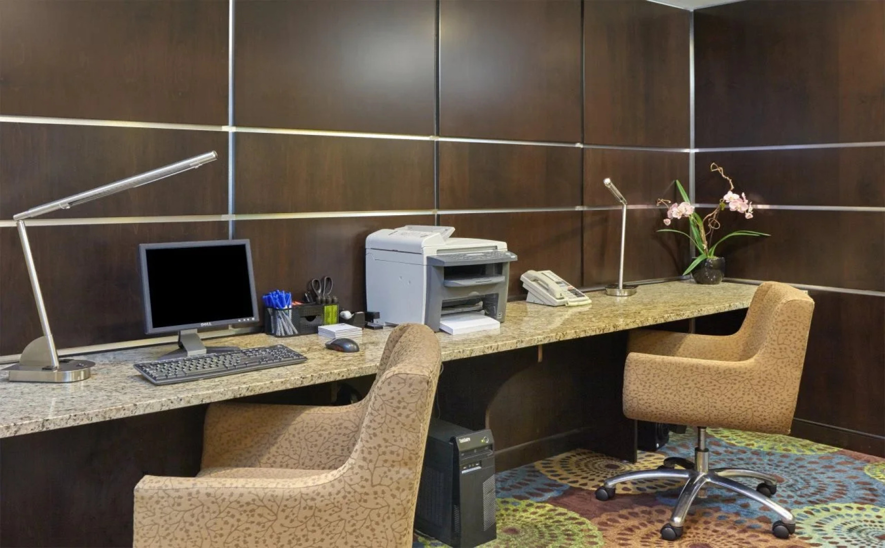 Holiday Inn Express & Suites Chicago-Libertyville by IHG