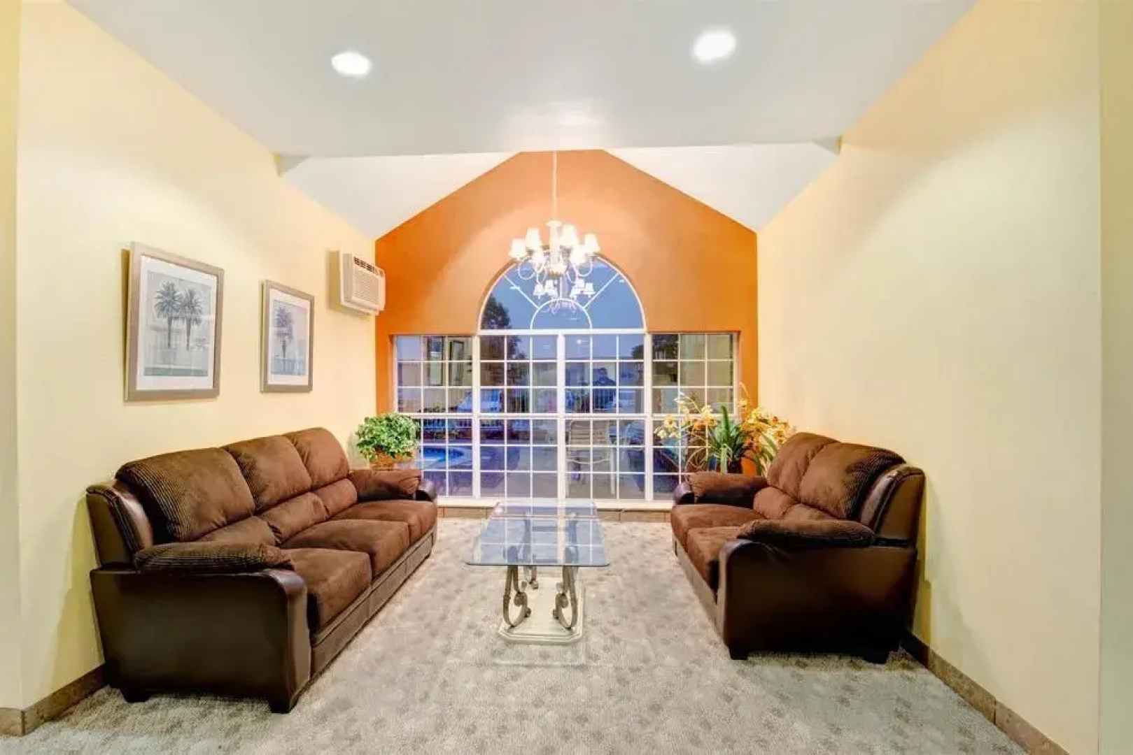 Days Inn and Suites Plano Medical Center Dallas
