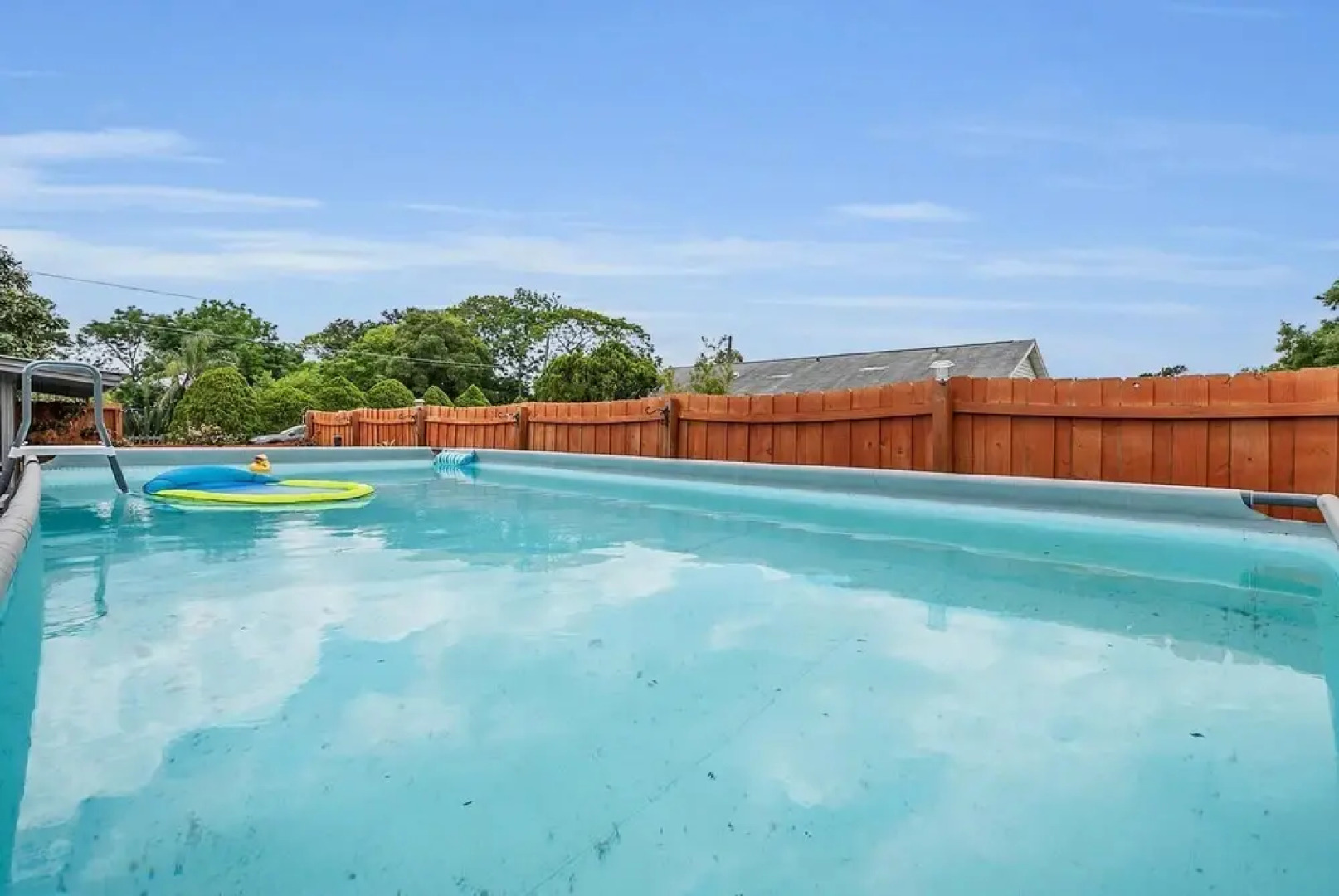 Charming Pool Home Minutes From Downtown Orlando and Winter Garden