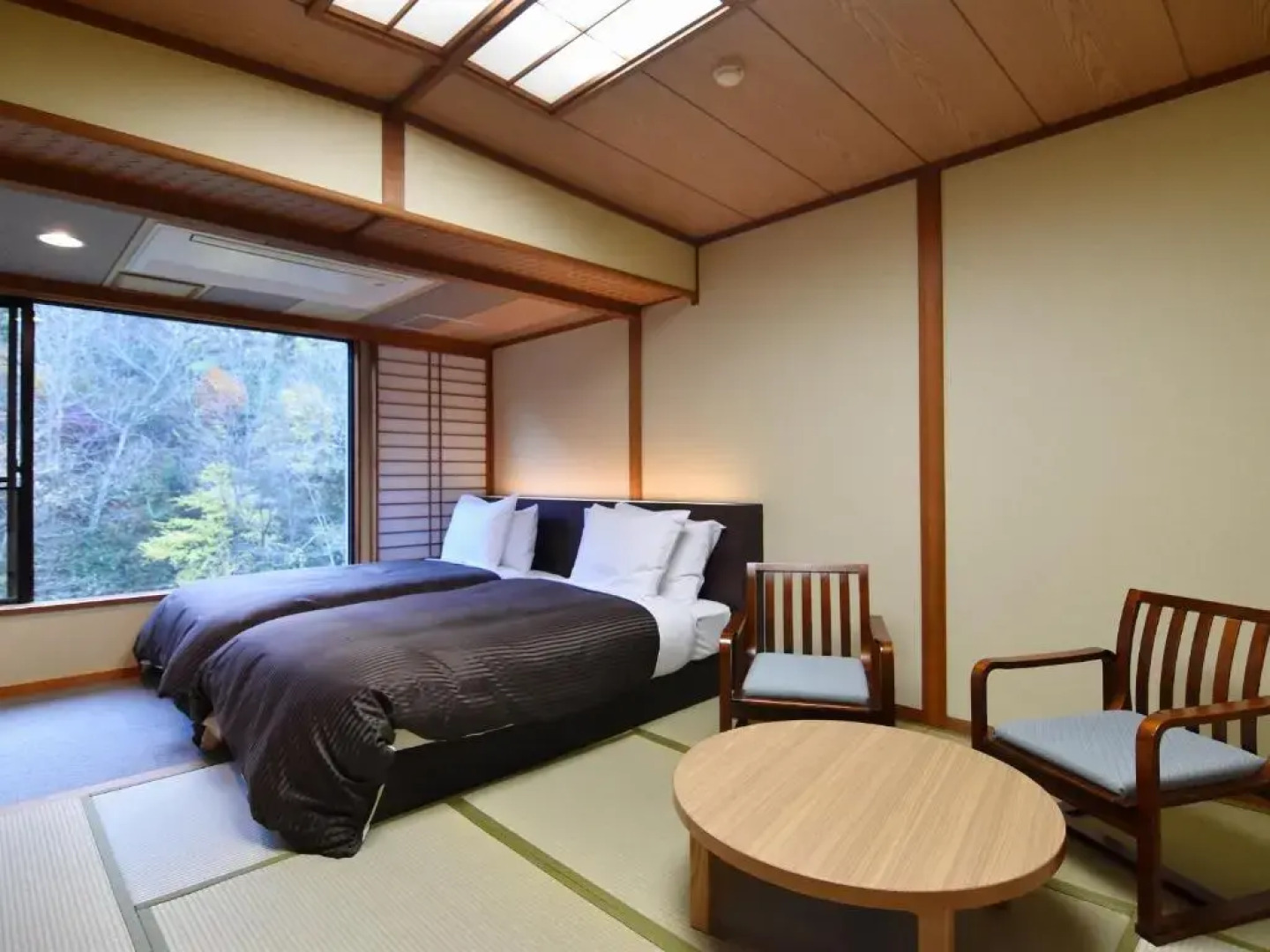 Nekonaki Onsen Shikibu No Yakata Izutsuya