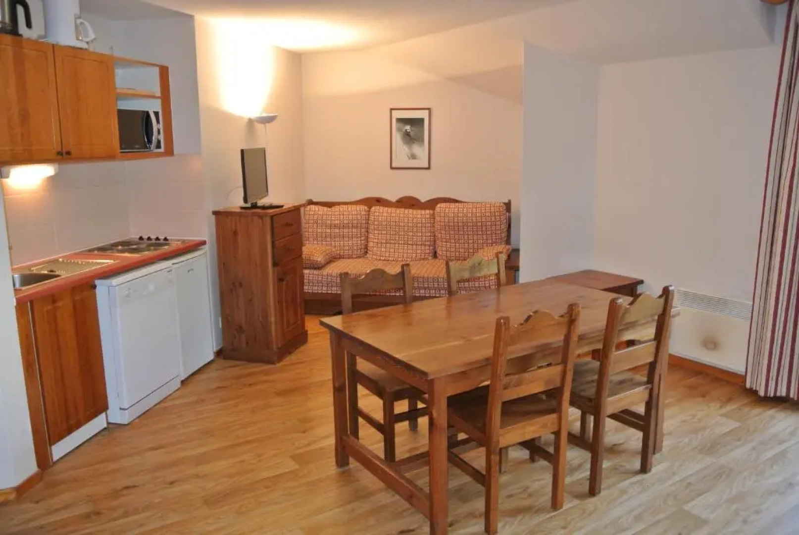 Agence Des Orres - Les Mélèzes D'Or - Les Silènes - T2 - Mz2203