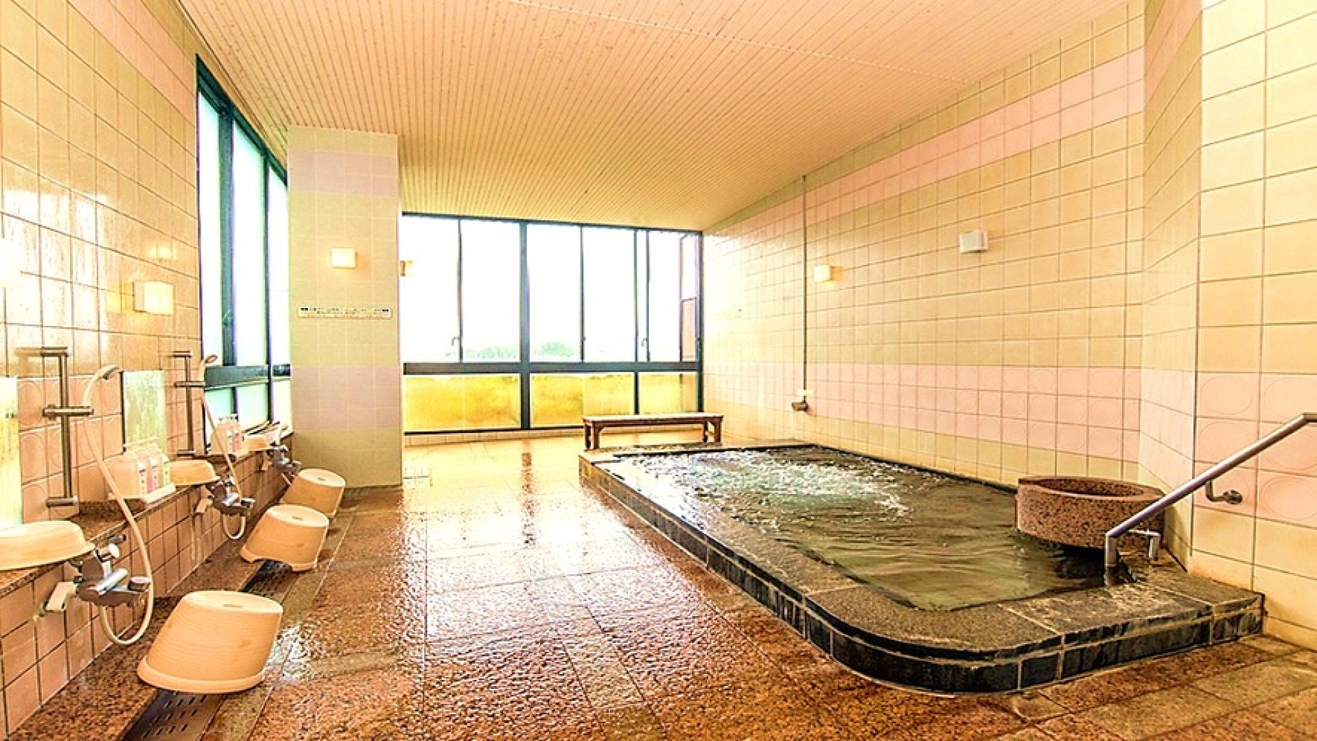 Natural Green Park Hotel