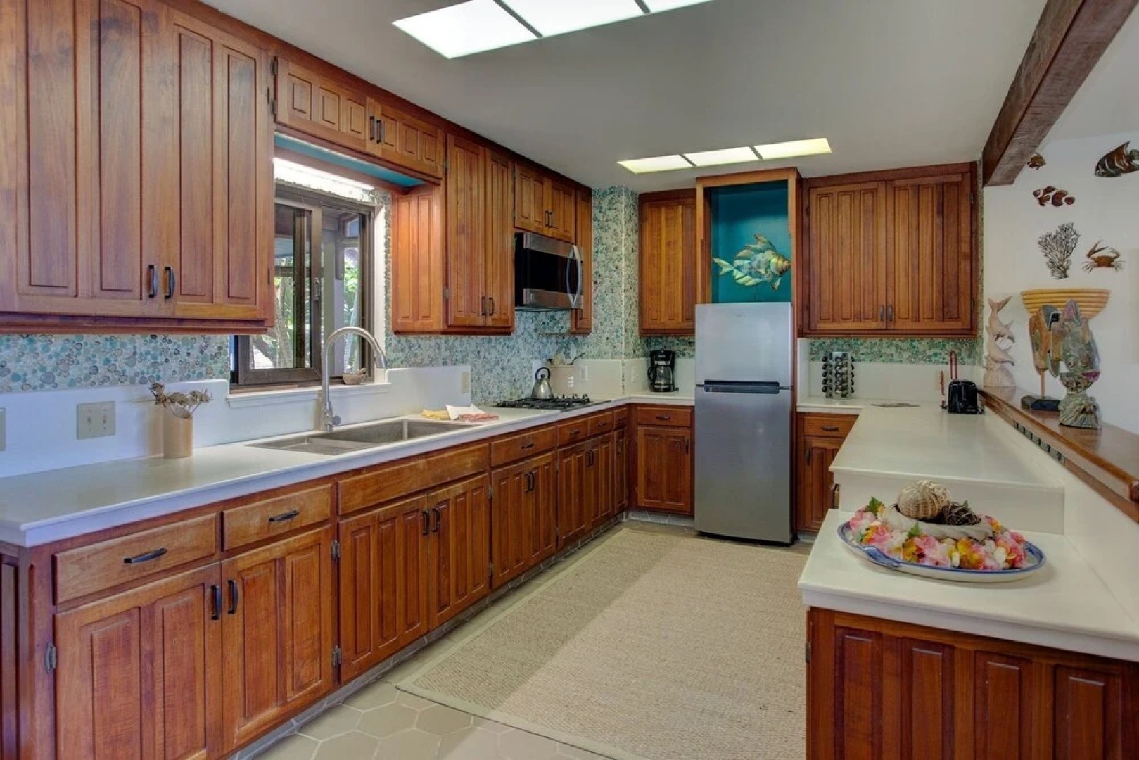 Black Sand Beach House 2 Bedroom Home