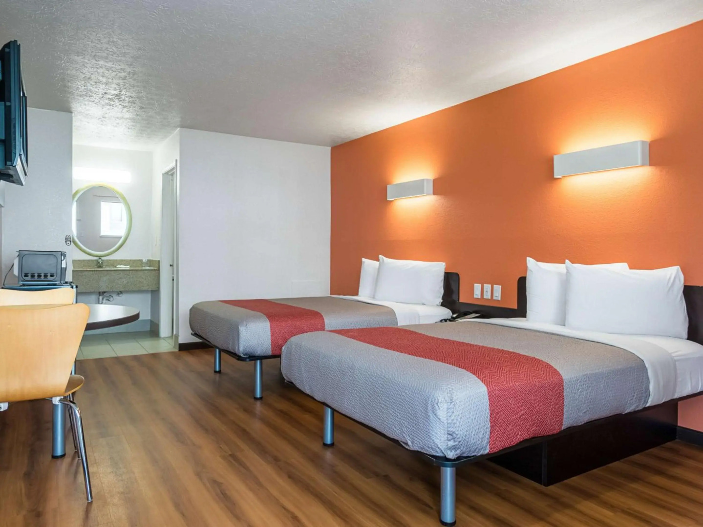 Motel 6 Columbus, OH - OSU