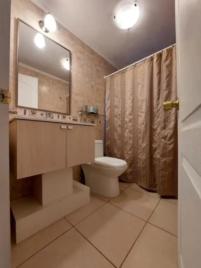 Amplia casa en sector residencial de La Serena.