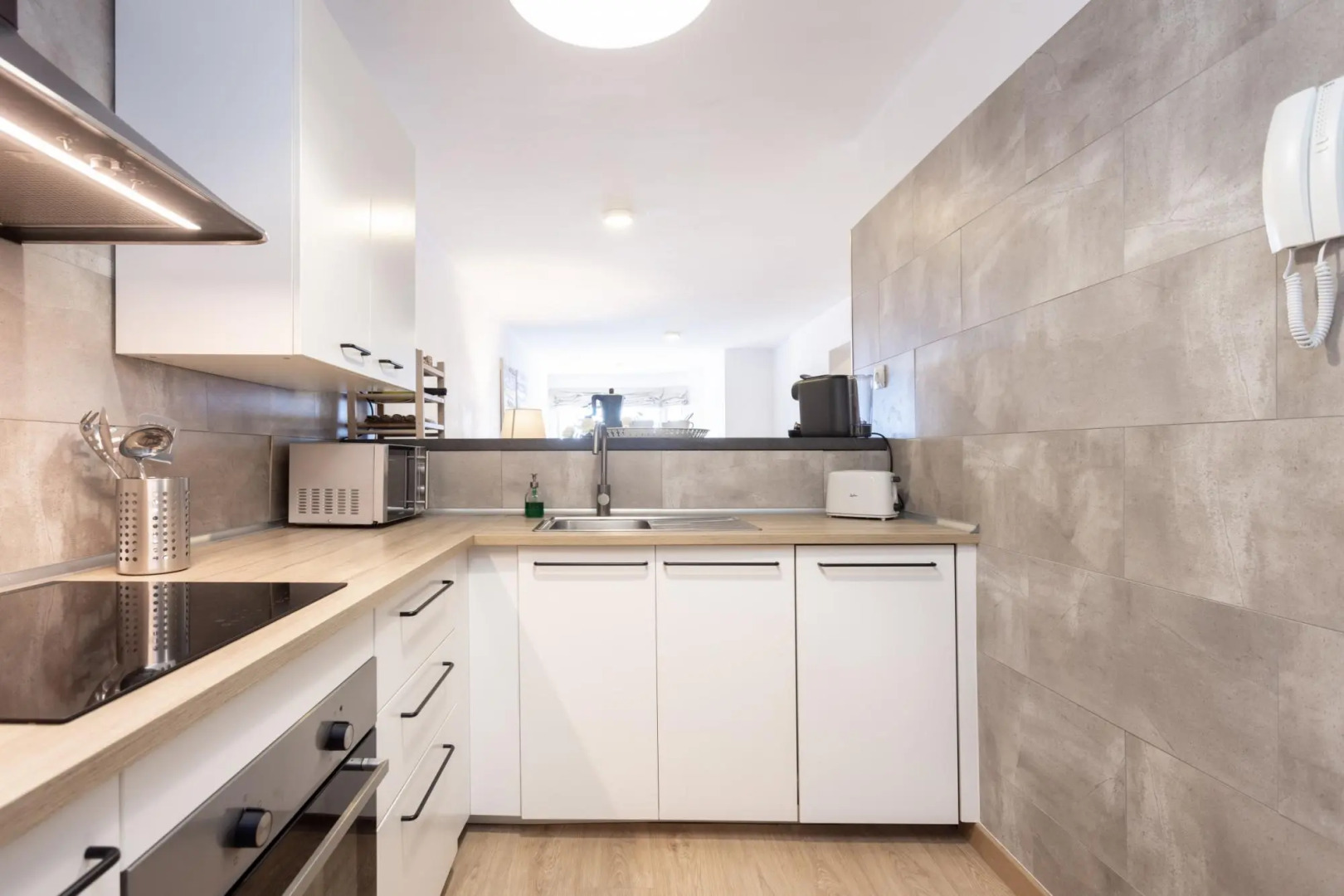 Home2Book Comfy Beachfront Radazul