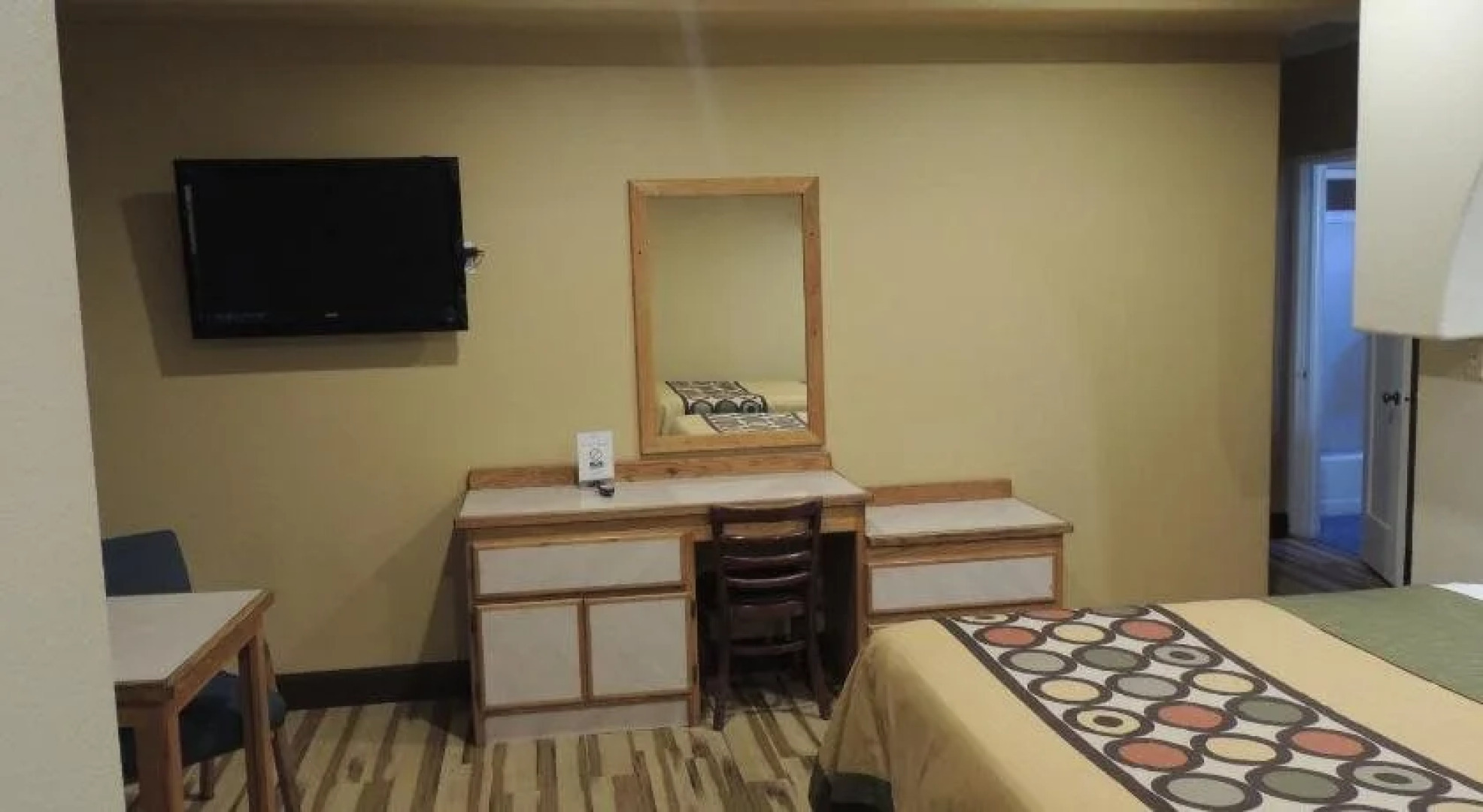 Reedley Inn