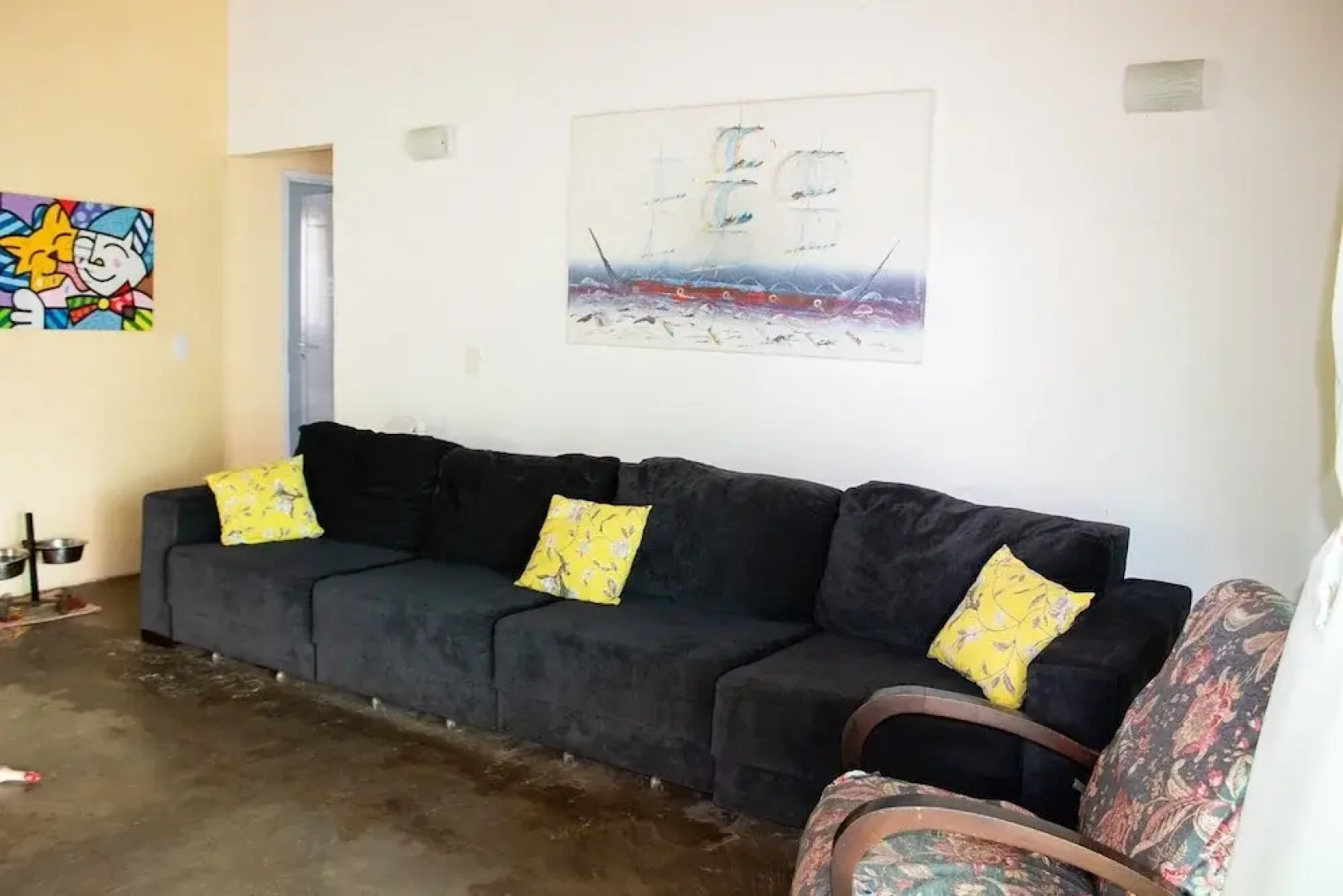 P004 Casa c 3 Dorm. Apenas 150m da Praia