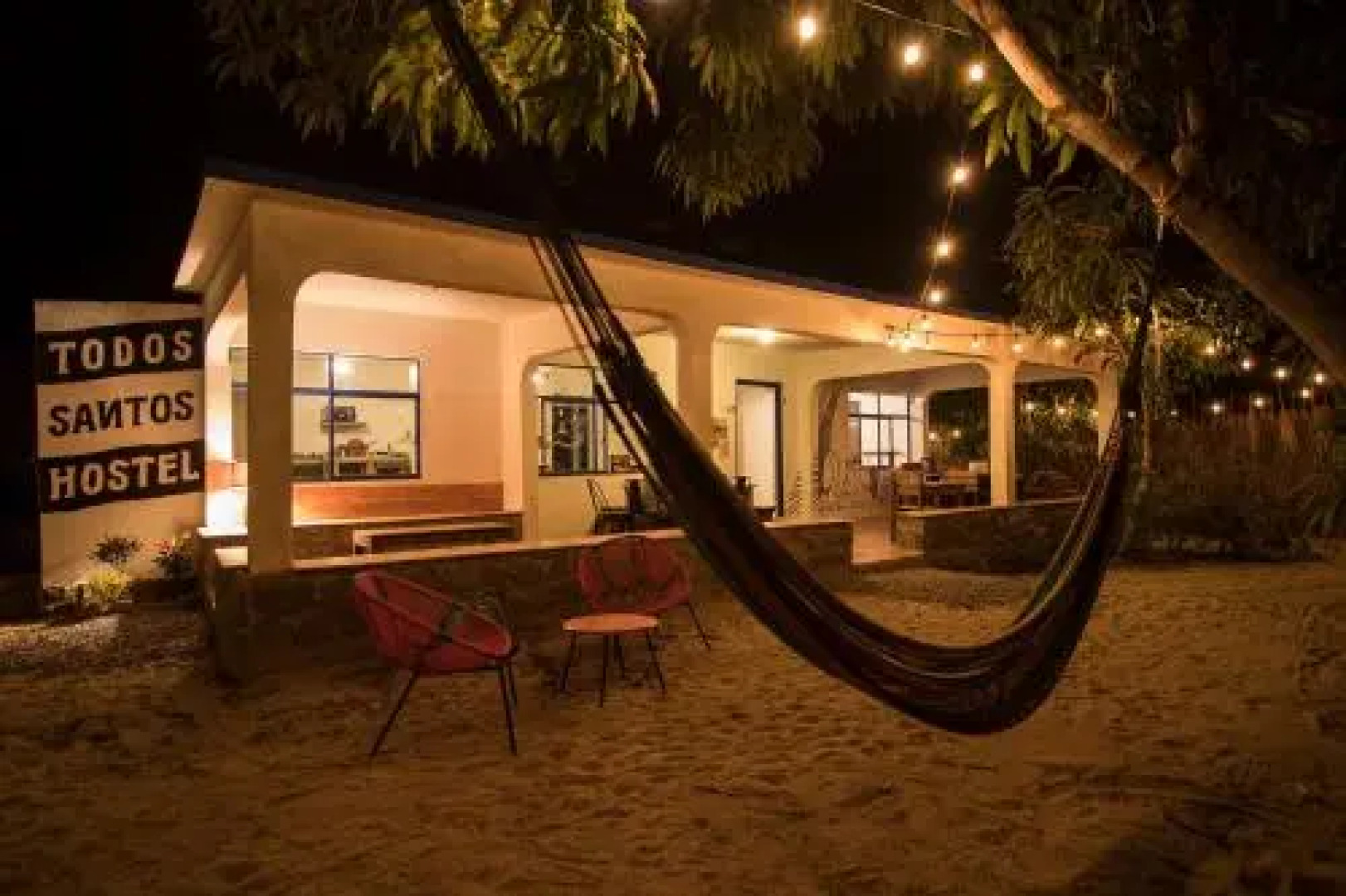 Todos Santos Hostel