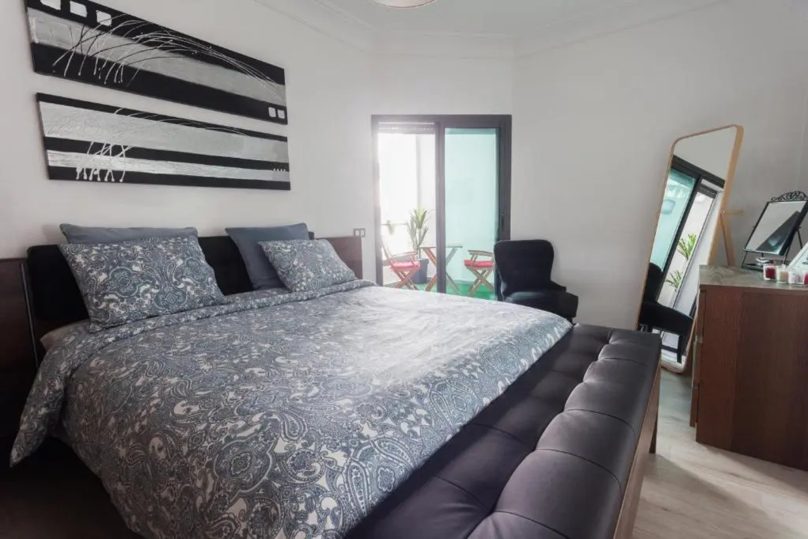 Miramar Residence Beach