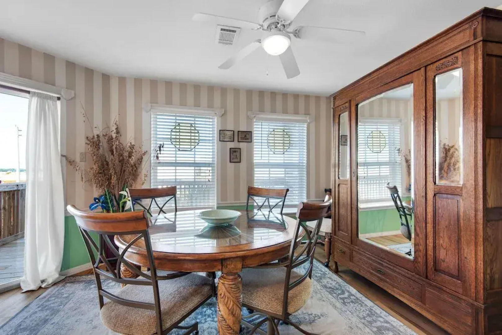 Pelican Point 2 Bedroom Townhouse by RedAwning