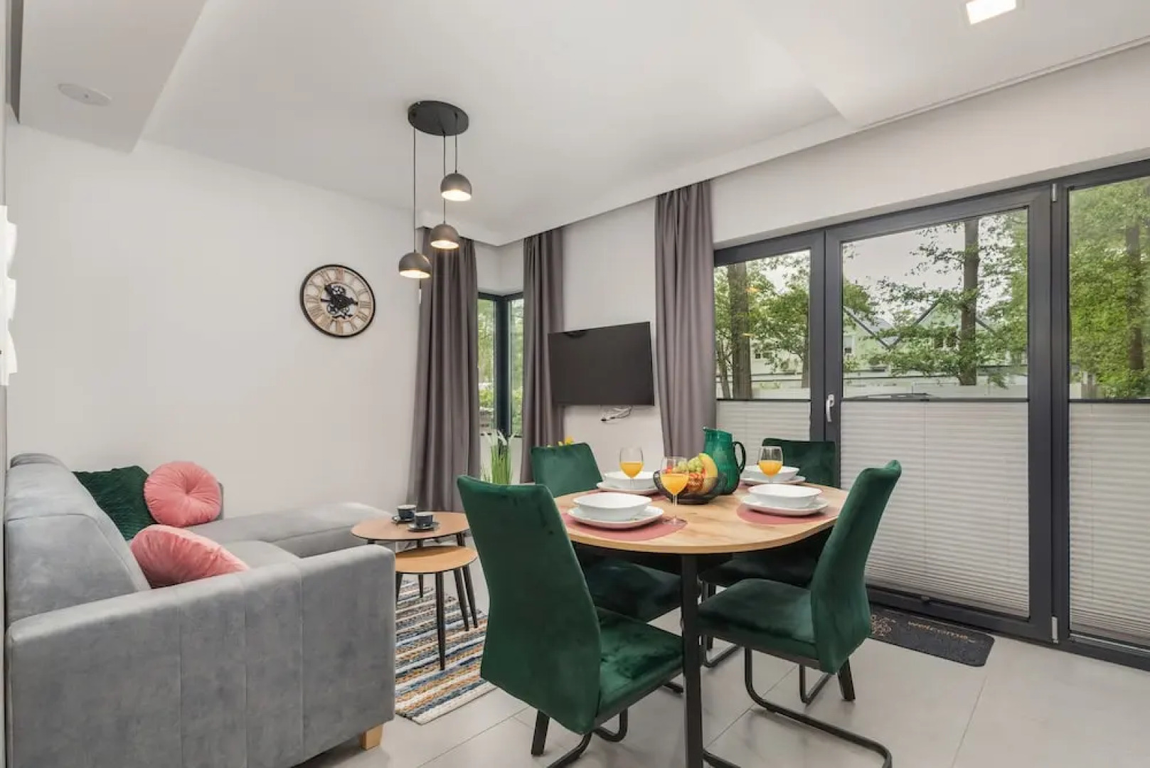 Little Laguna Delux by Renters Prestige