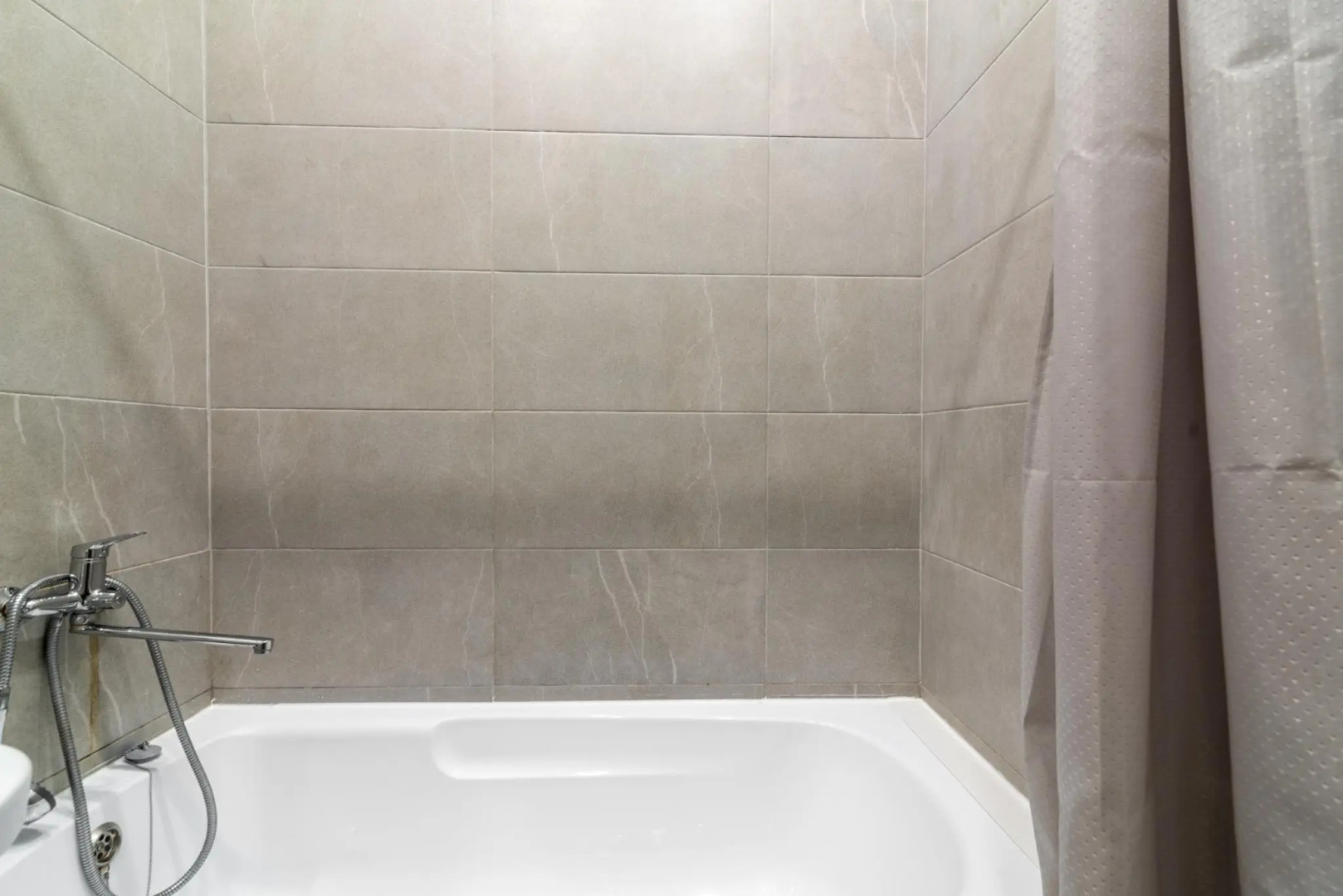 Bon voyage на улице Даниялова