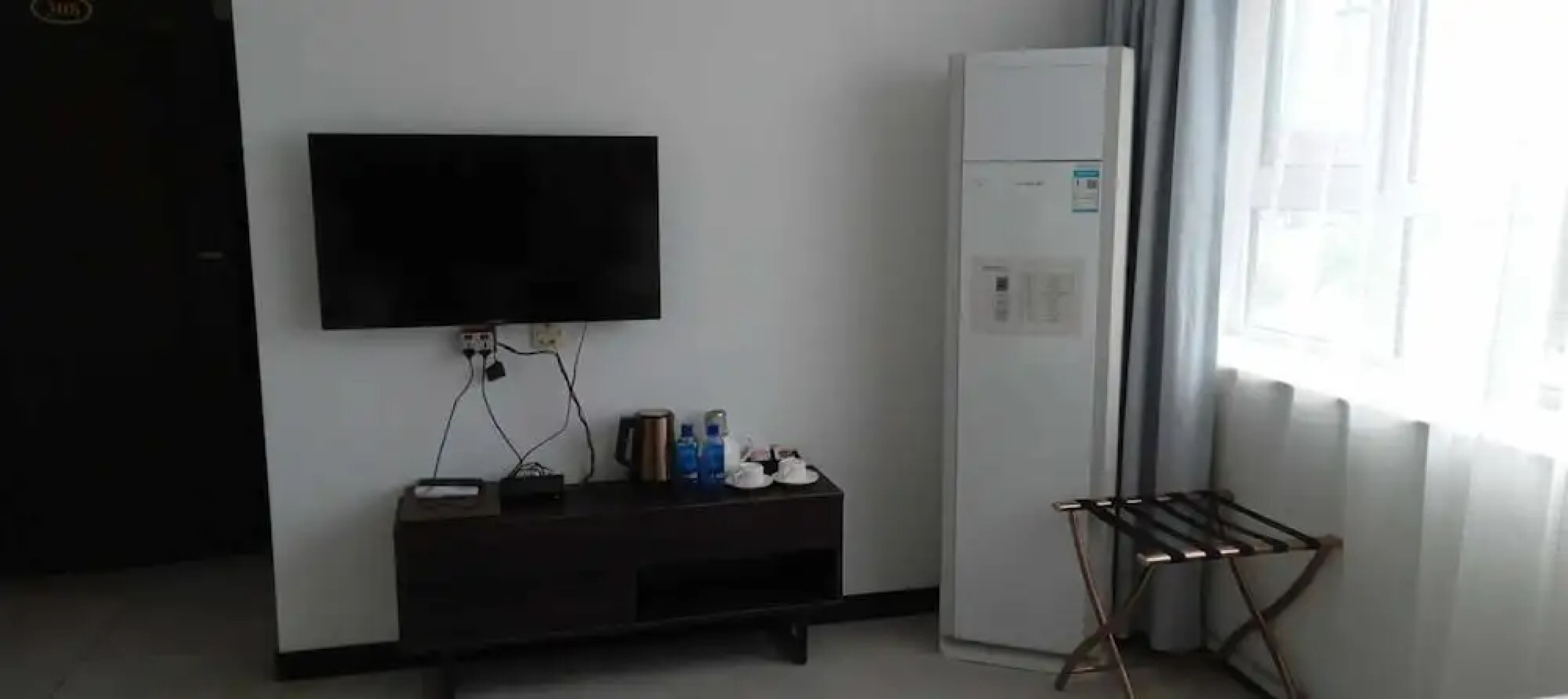 Tauese Seaview Hotel