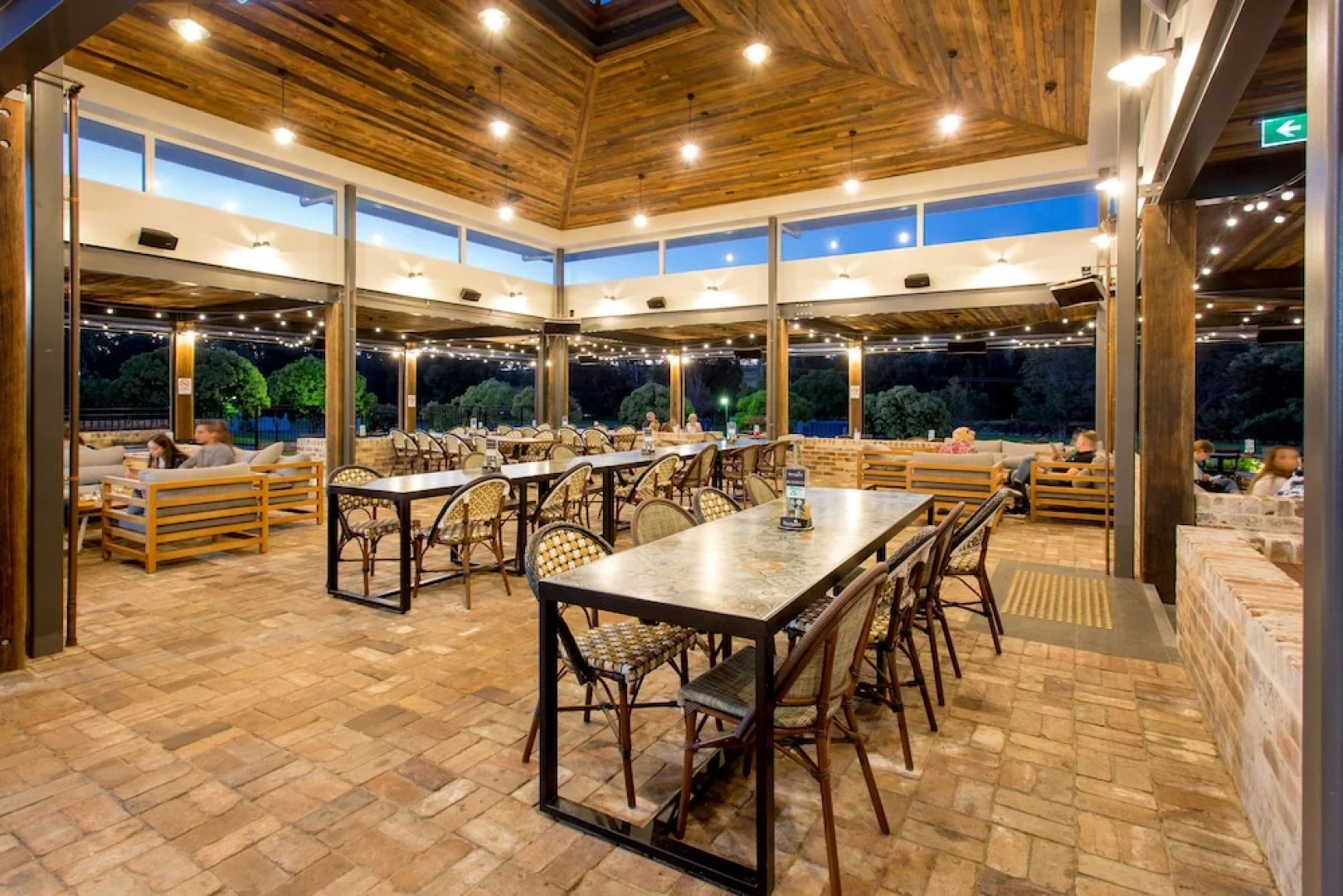 Hunter Valley Gardens Harrigan's Accomodation