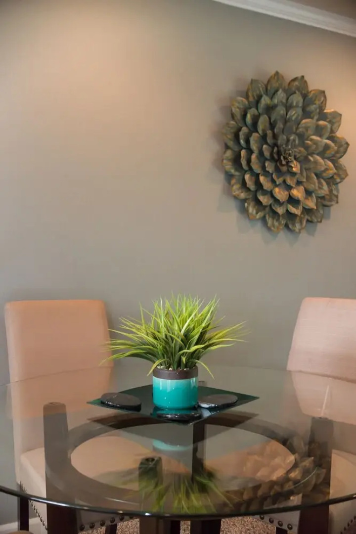 Happy Day Express 5 Bd Mid Century Home!