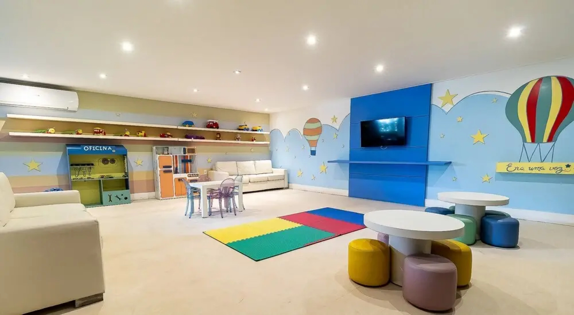 Apto Beira Mar com Vista e Pé na Areia