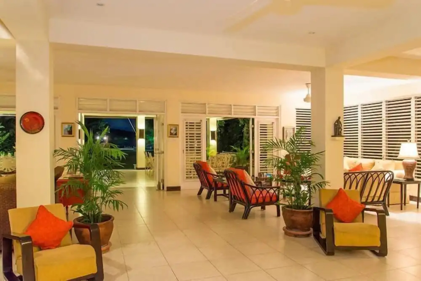 Coral Cove-Discovery Bay 5BR