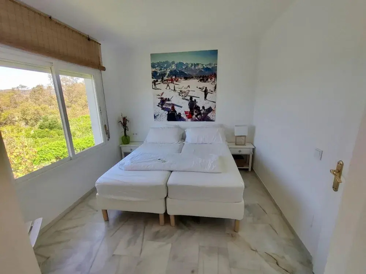 Relaxed Retreat With Pool