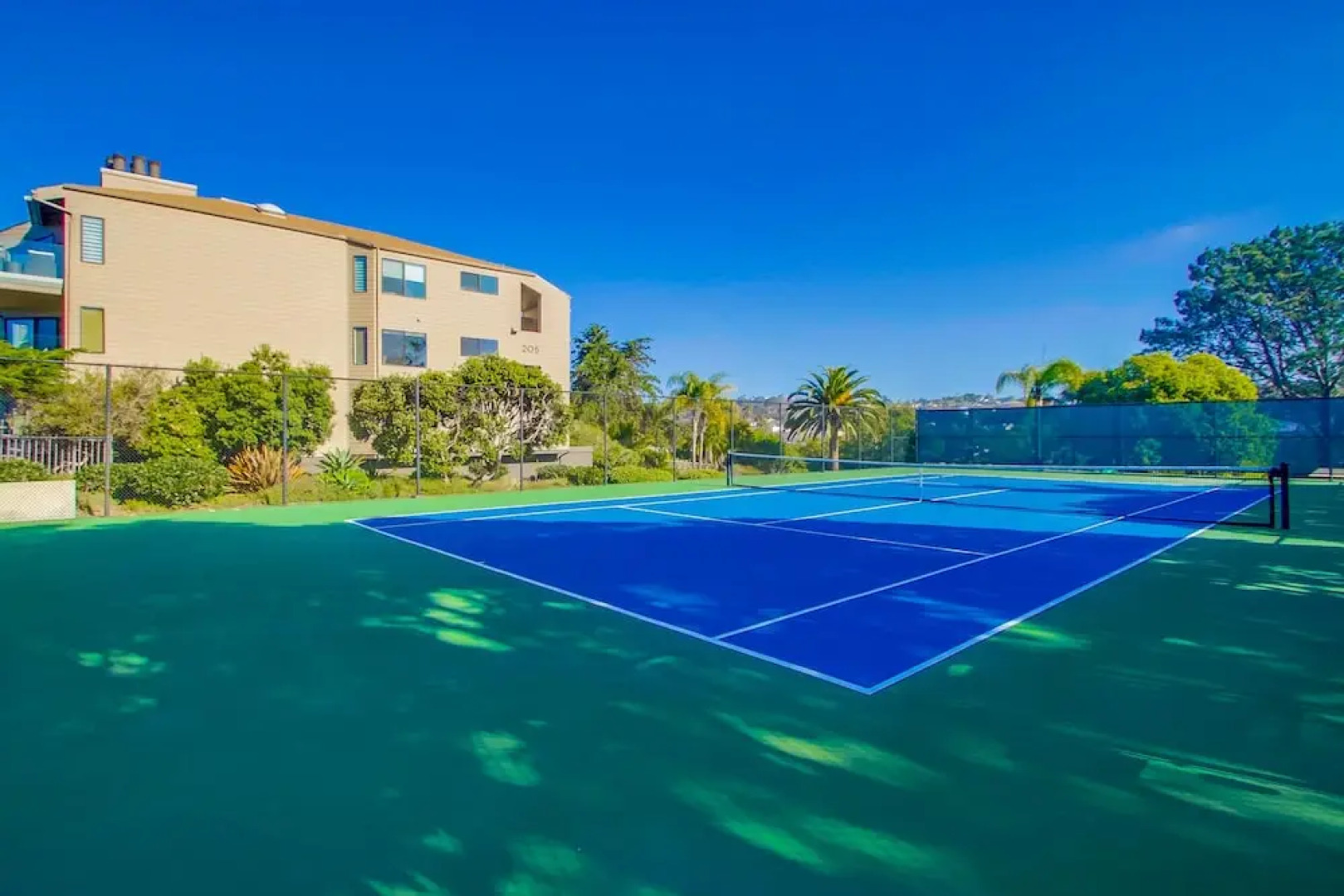 Work-Friendly Oceanfront Condo with Pool and Spa Access SURF25 by RedAwning