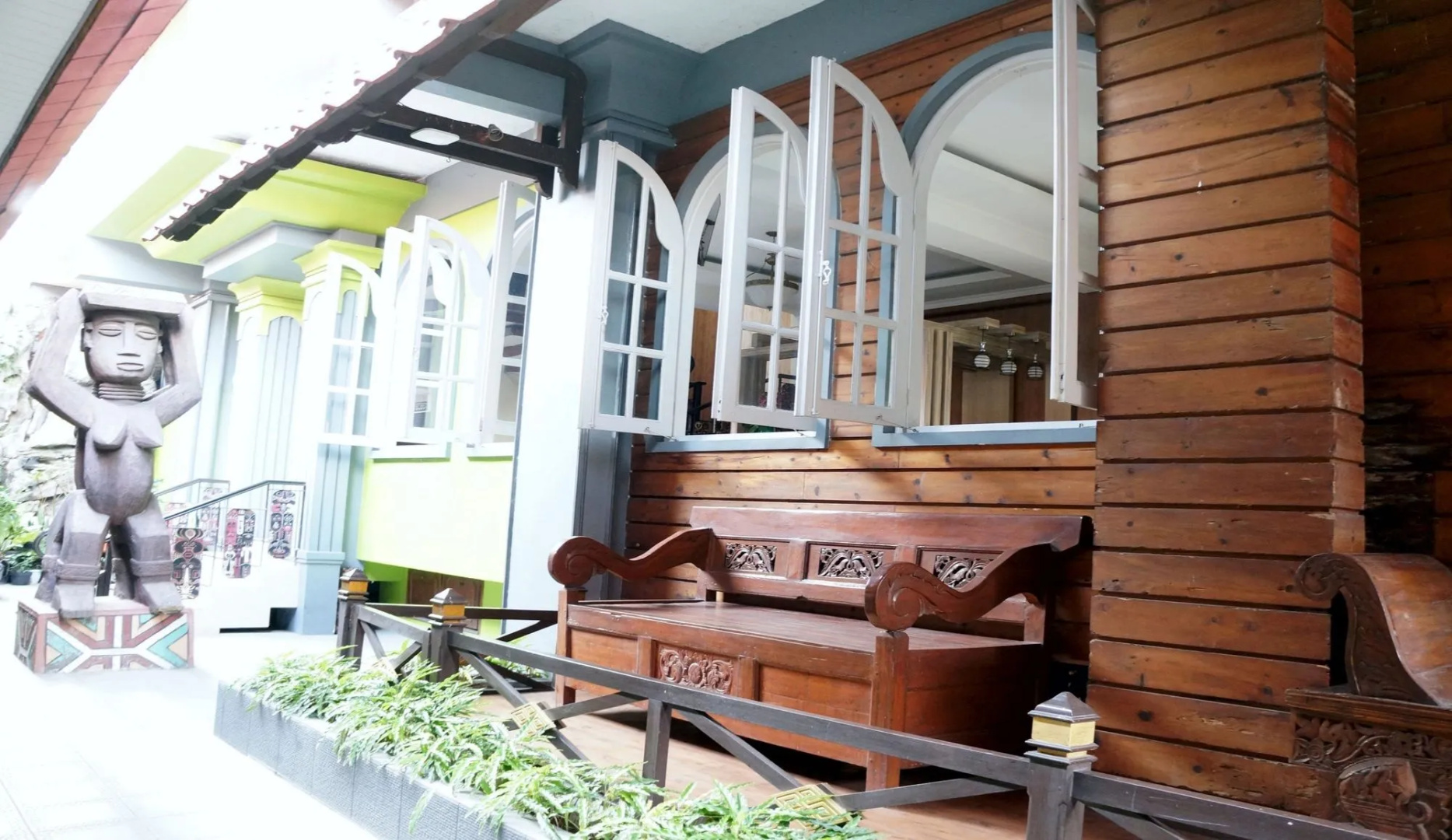 Airlangga Hotel