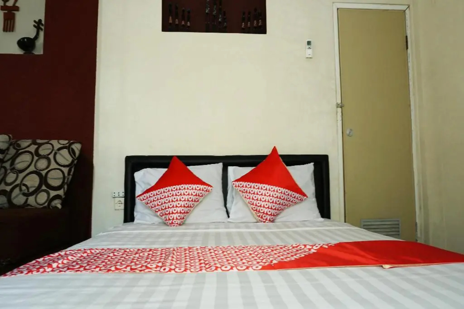 OYO 2860 The Castury Homestay Syariah