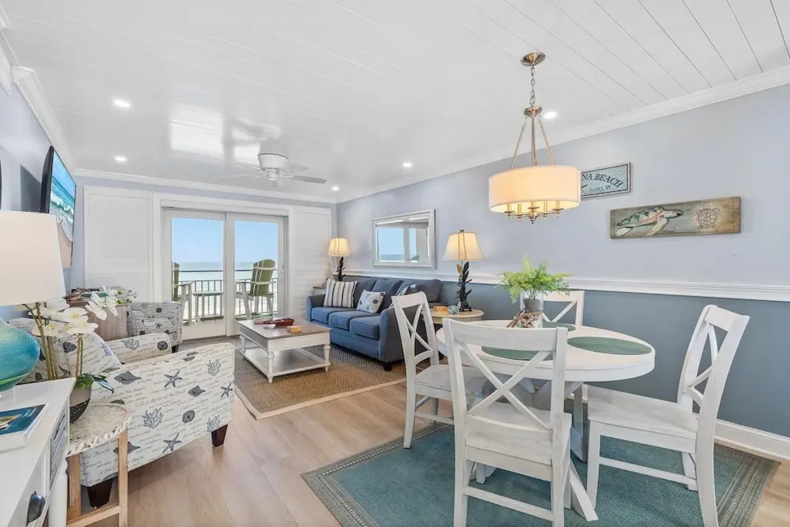 Sea Coast Gardens II 402