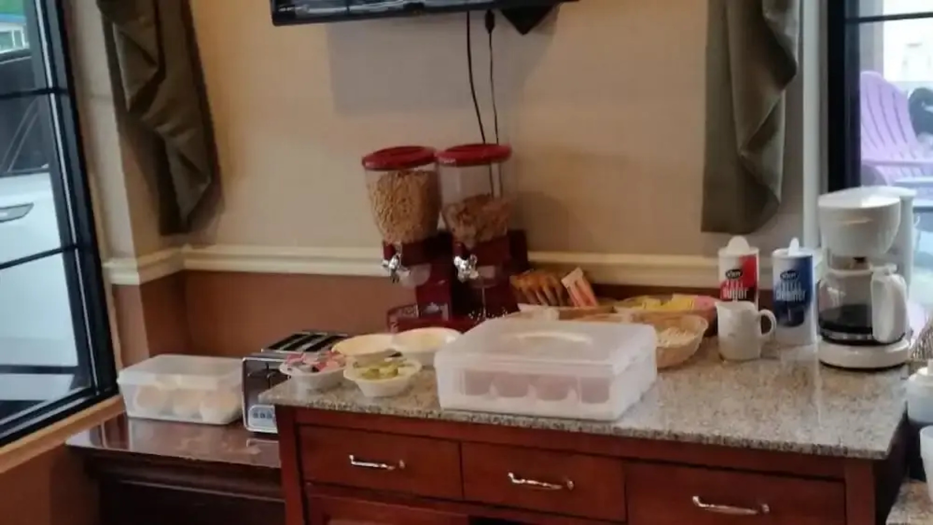 Colonie inn and Suites