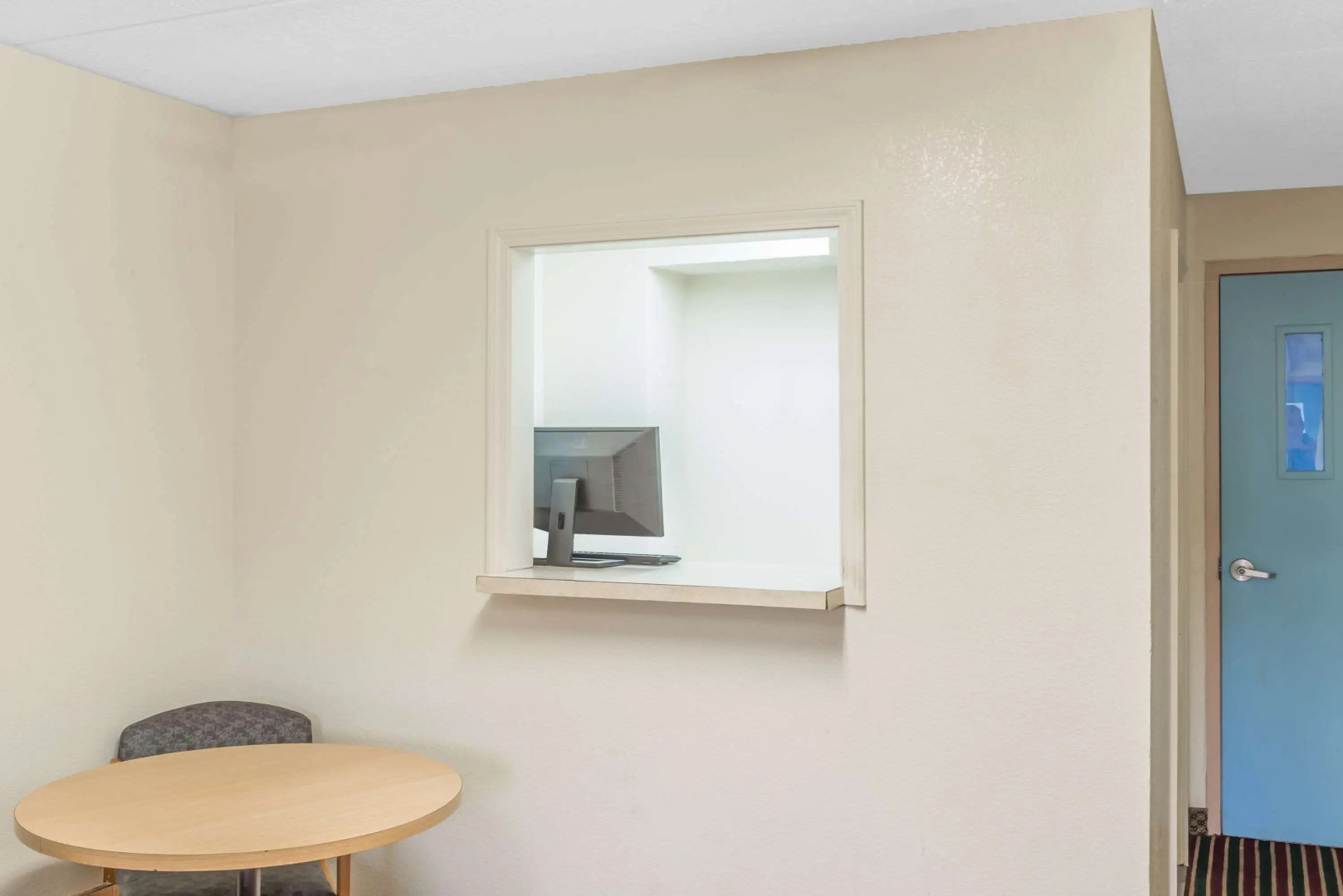 Knights Inn Dayton at Poe Ave