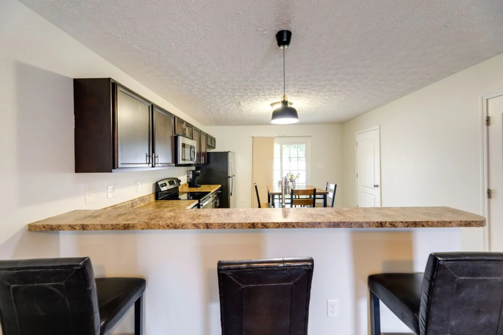 Havelock Home: Private Yard, 2 Mi to Cherry Point!