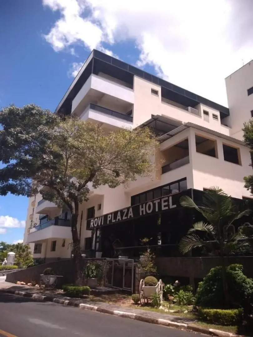 Rovi Plaza Hotel