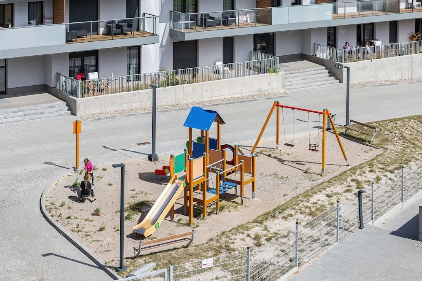 Gardenia Seaside 2 Apartments by Renters