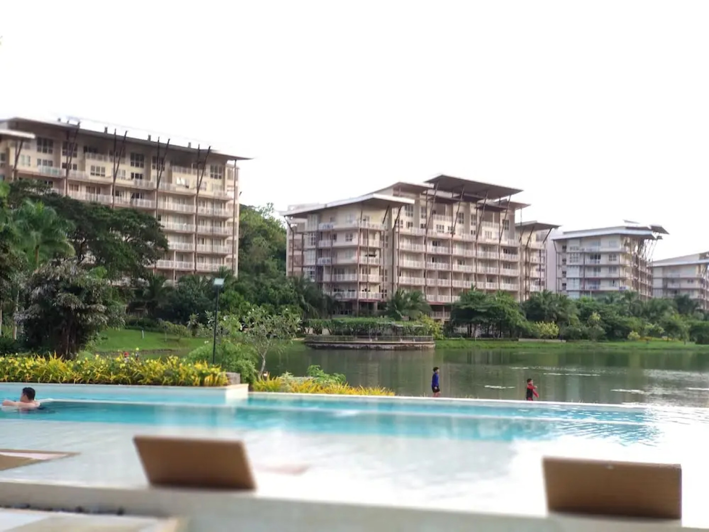 Condo Units Pico De Loro Hamilo Coast
