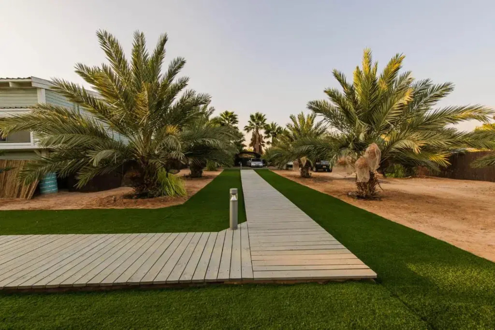 Somewhere - Chalets in the Arava