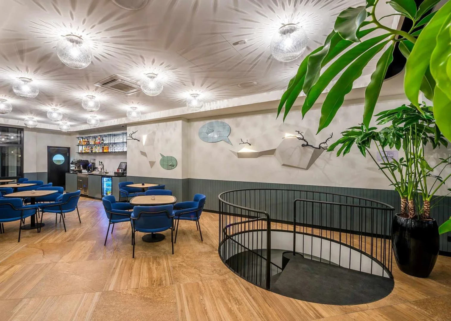 Отель Art Artagonist