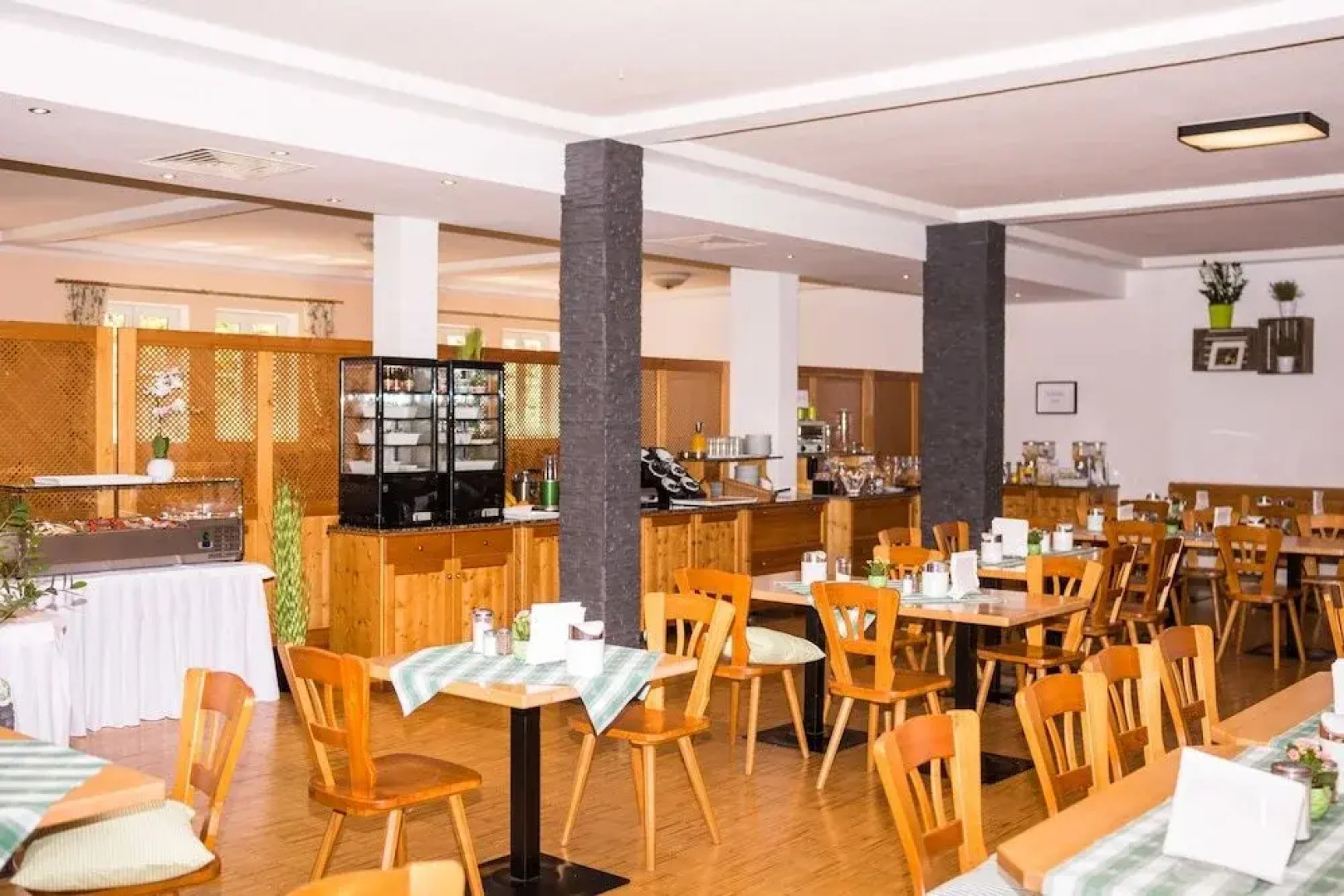 Alter Wirt Putzbrunn Hotel & Pension