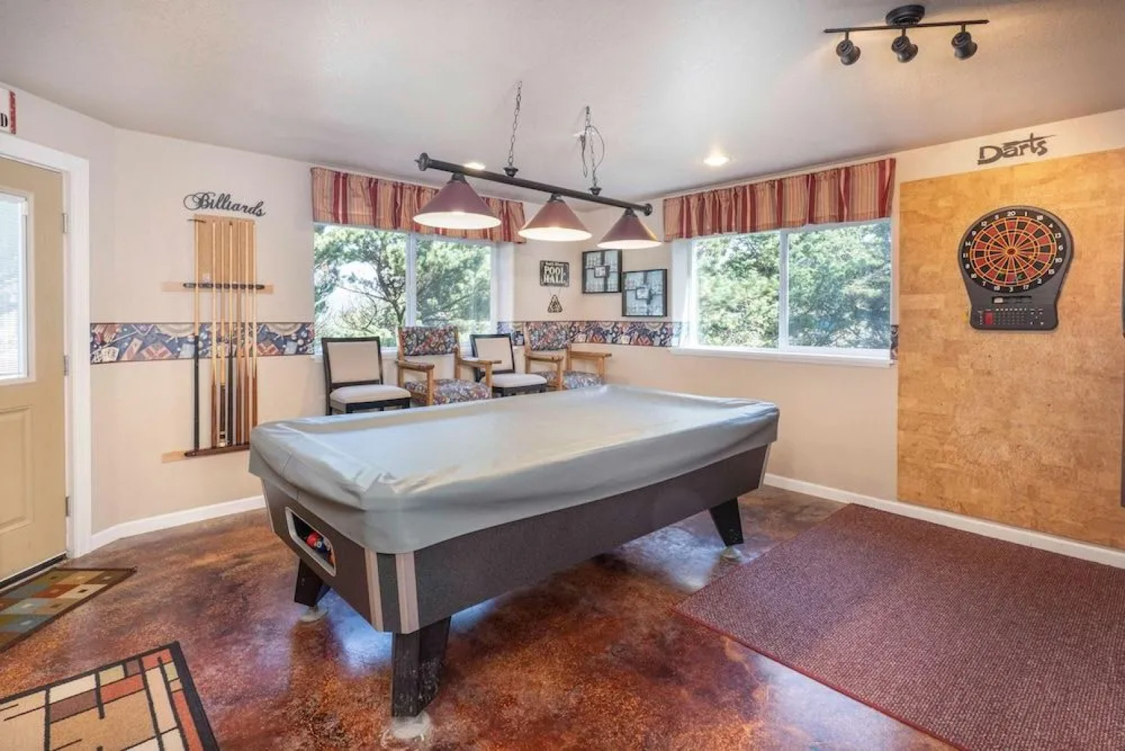 Beverly Beach Overlook for 8 by RedAwning