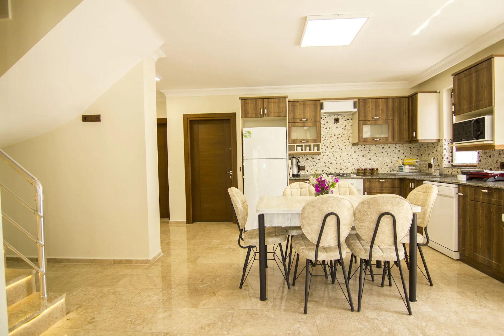 Lighthouse Lydia Villas