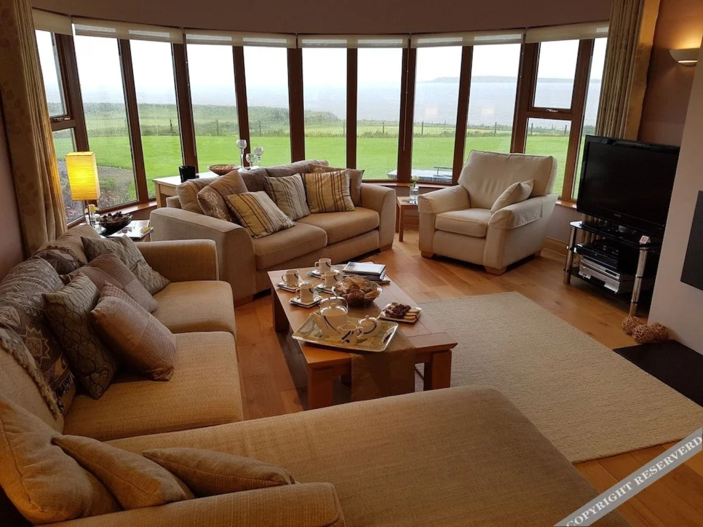 Shoreline at Mount Stewart B&B