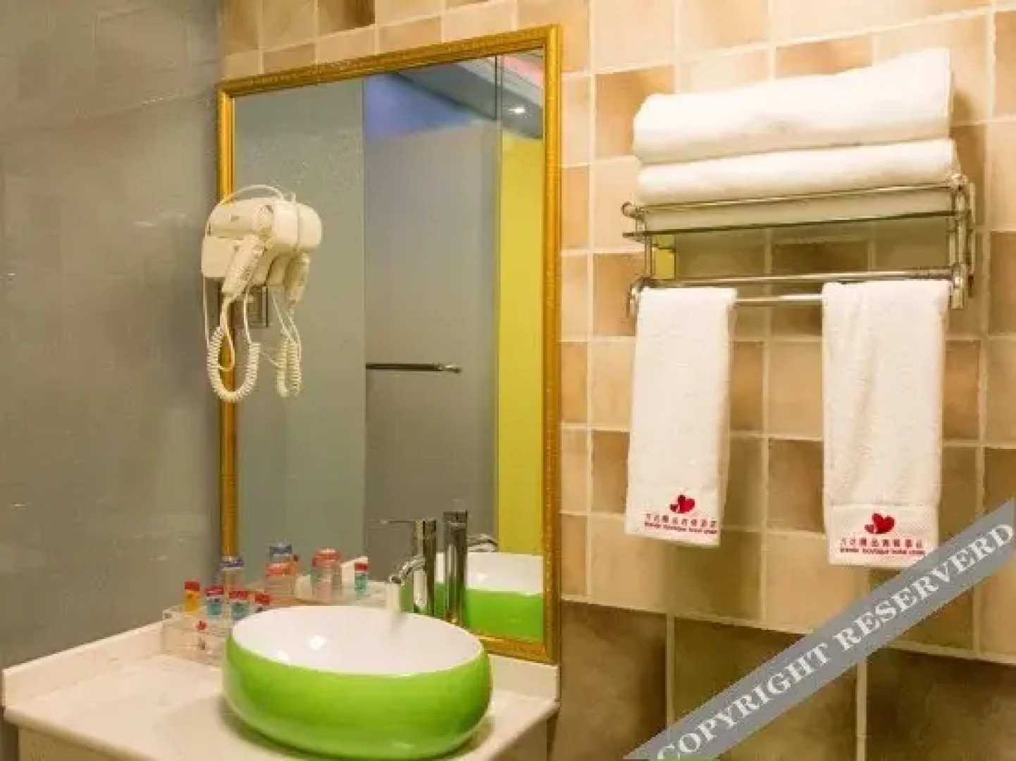 淇县万达精品连锁酒店