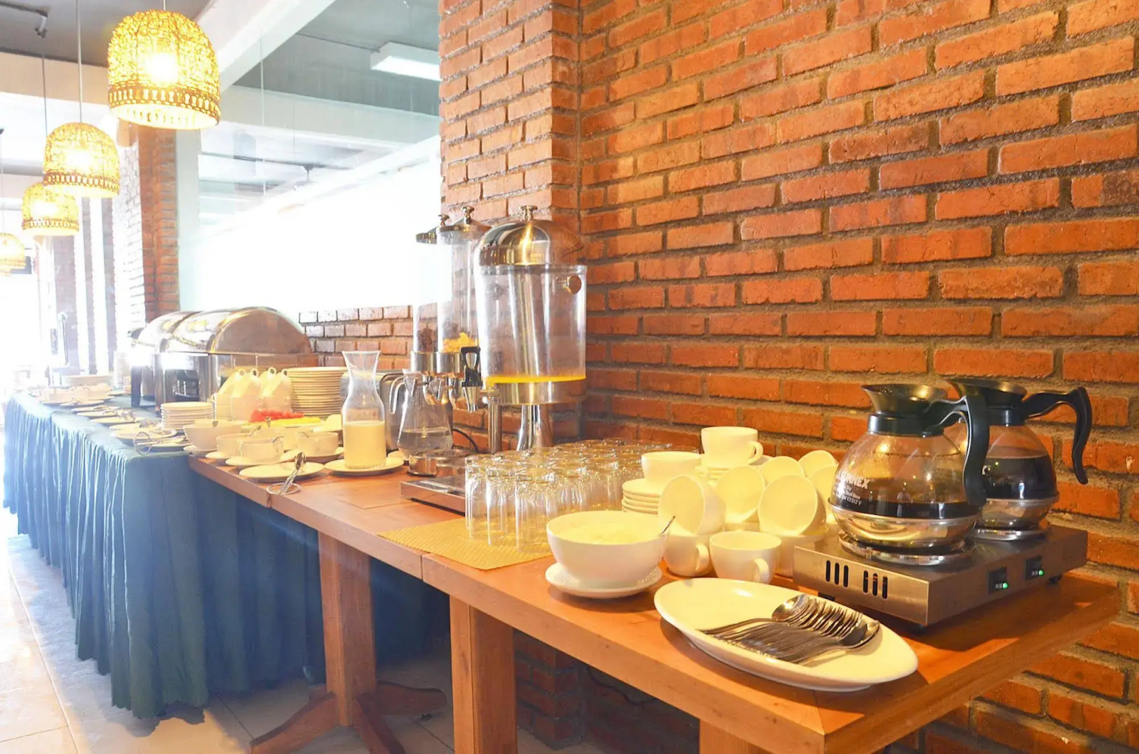 ZEN Rooms Raya Rungkut