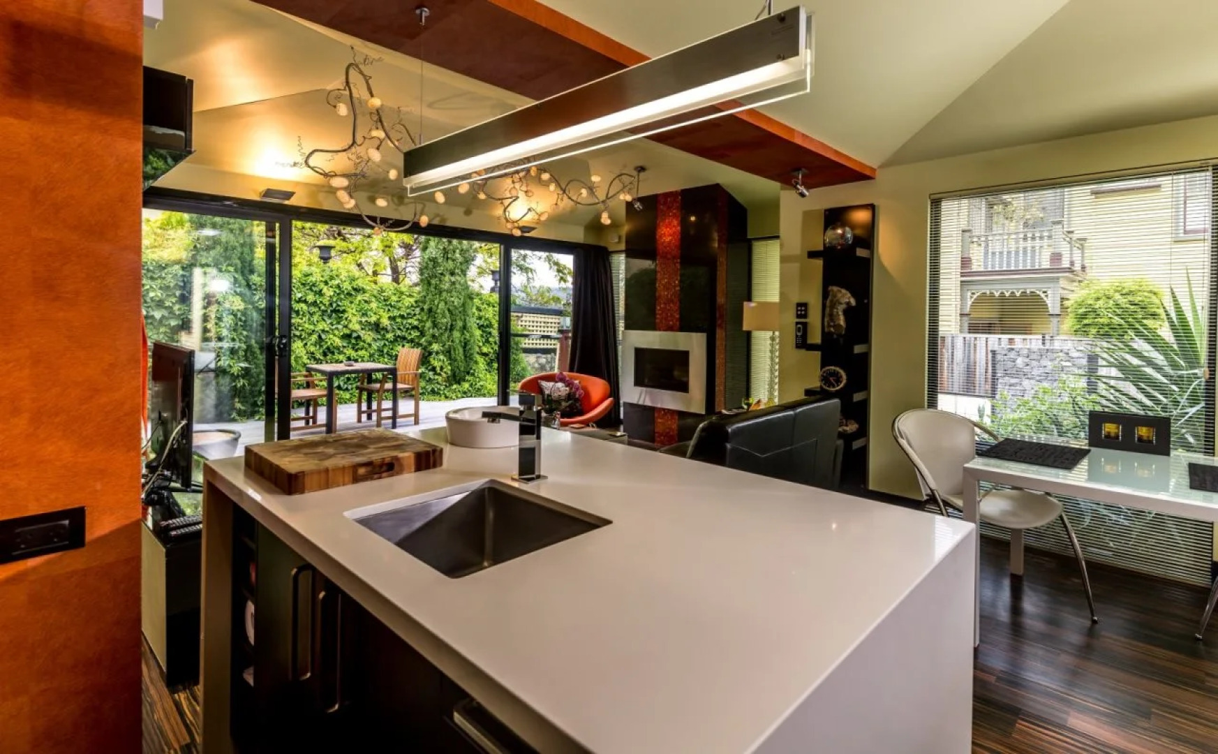 Corinda Contemporary