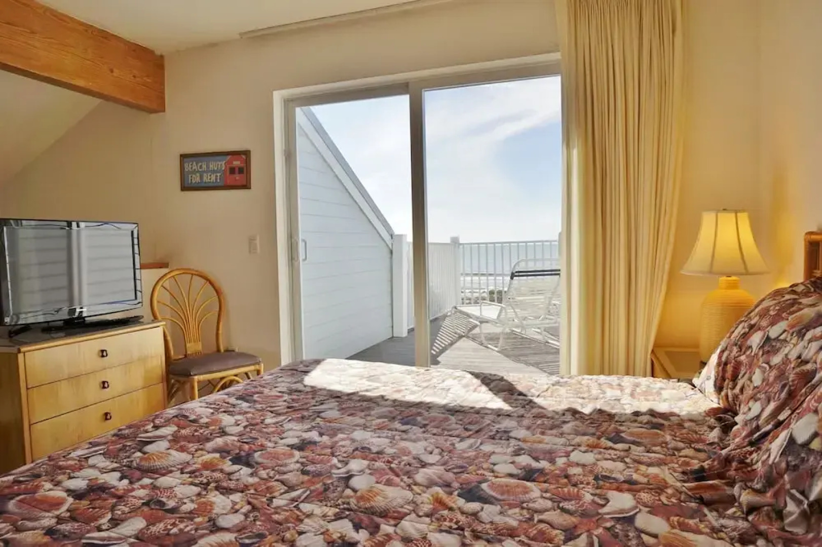 Palm Island 3 Bedroom Deluxe Villa by RedAwning