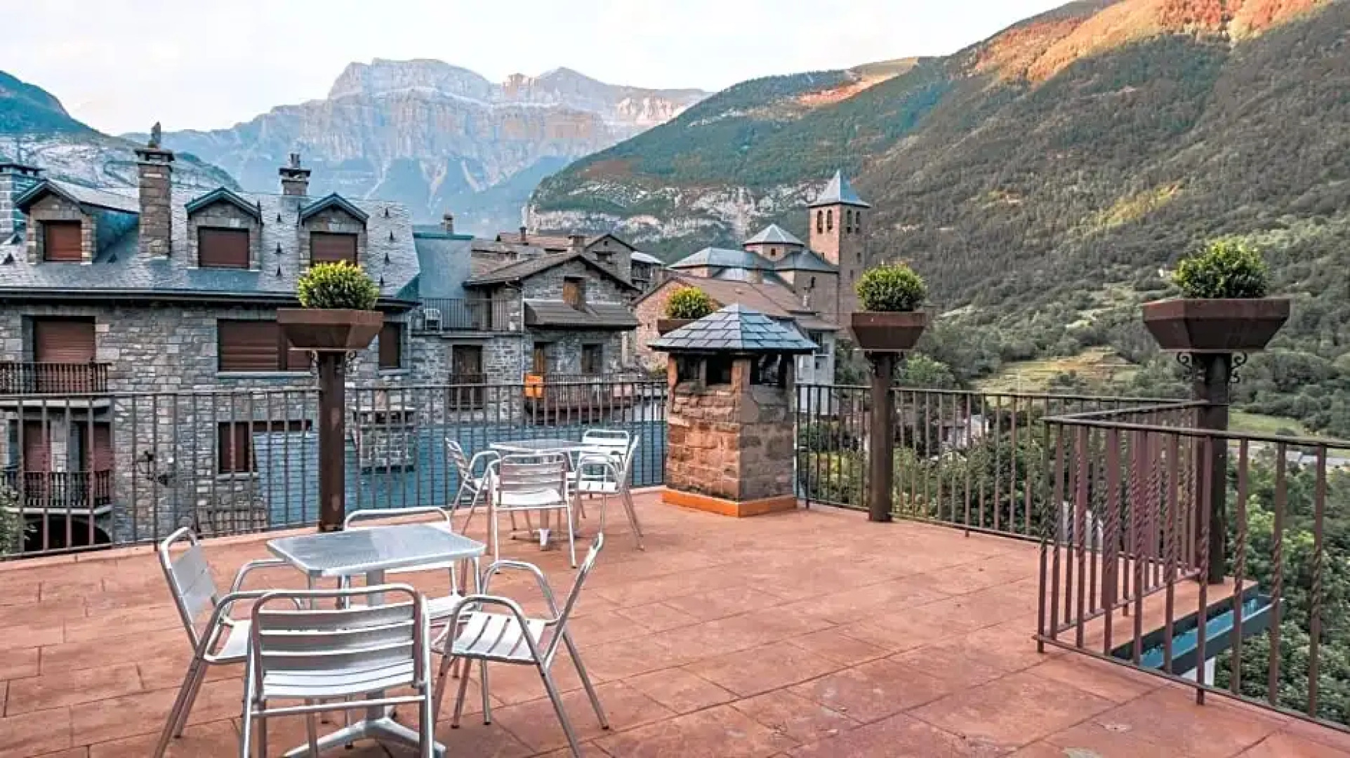 Hotel Villa de Torla