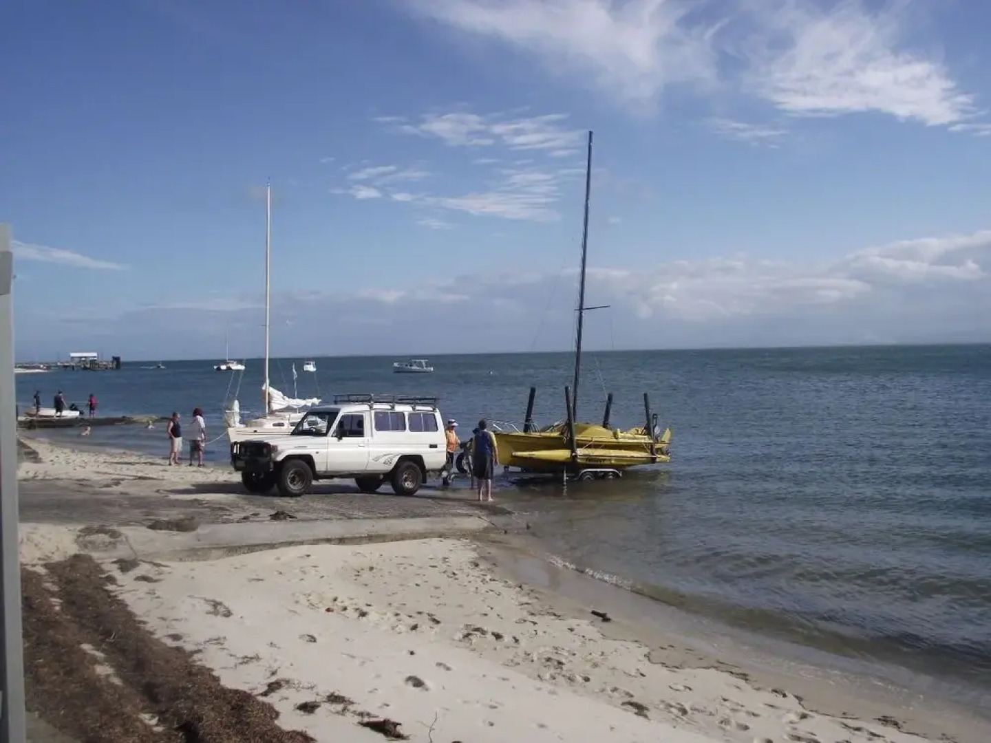 Air Conditioned Unit Stones throw to the Waterfront.
