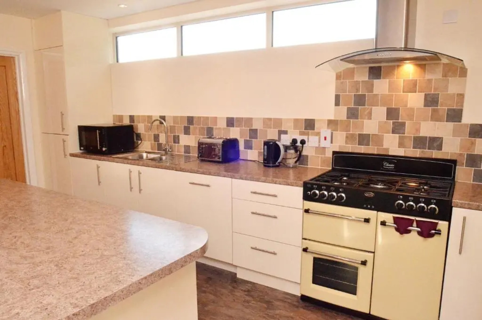 Trade Digs Bath Road